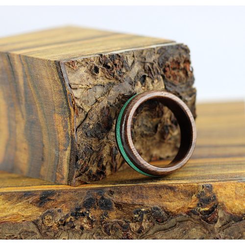 Fa gyűrű – Fekete dió neon zöld berakással 